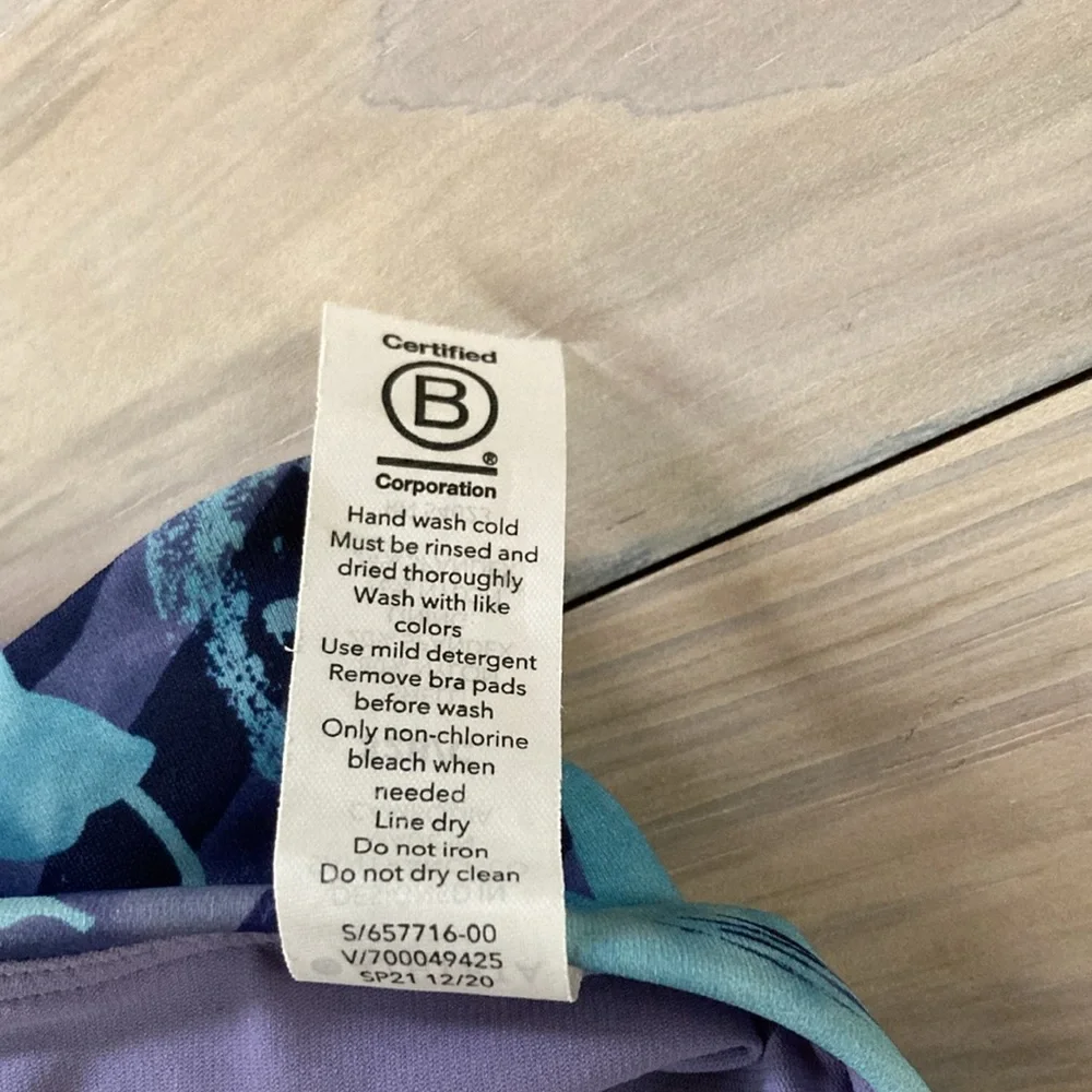 ATHLETA Bikini Top Floral V Neck Padded Lined Womens 32 B C